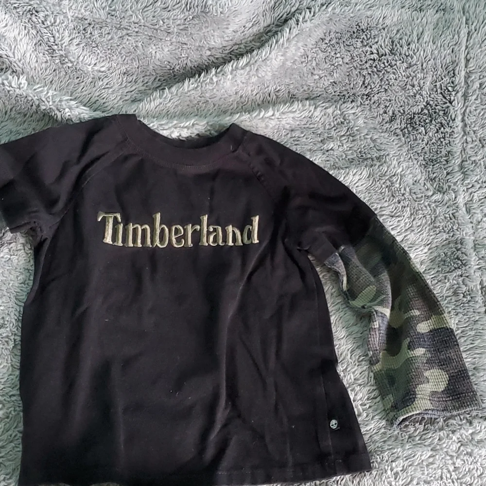 Matching set - Picture 3 of 3